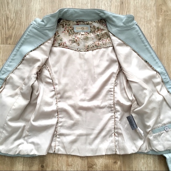 WILSON'S Leather.  Beautifully Made Women's Jacket Soft Green size Small - Picture 6 of 6